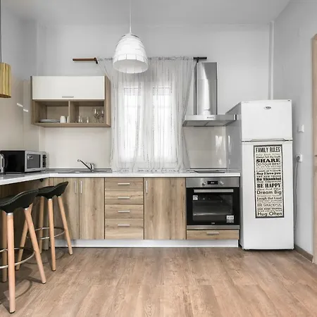93, Nilie Hospitality Mgmt Apartment *